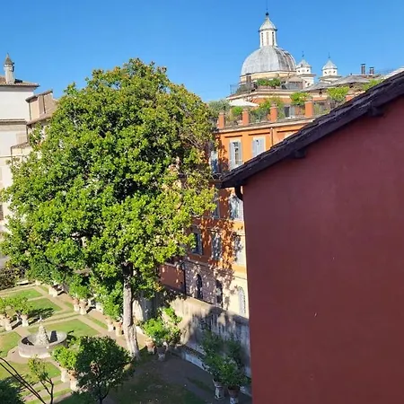 Апартаменты Grottini Charme Penthouse ~ Historic Center Рим